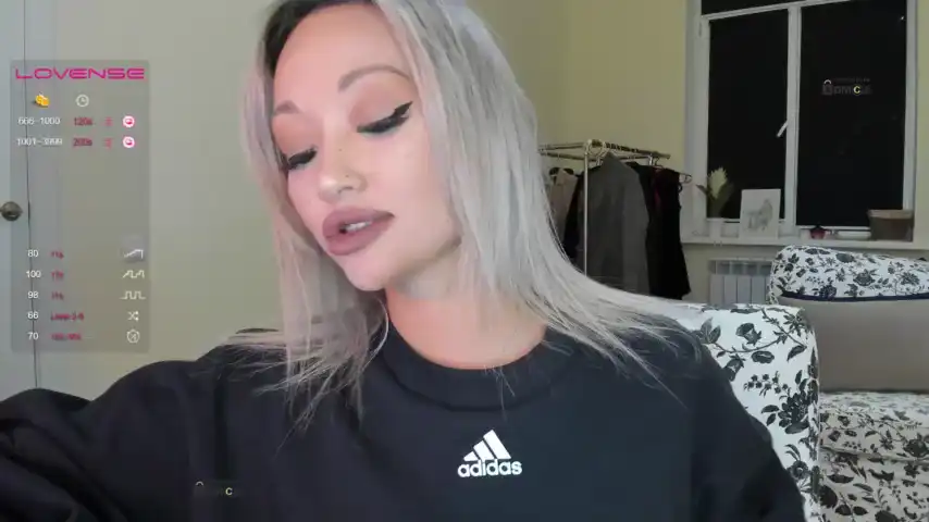 Lambababy – BongacamsLive Video Recording – 2025 04-08 23:47:25