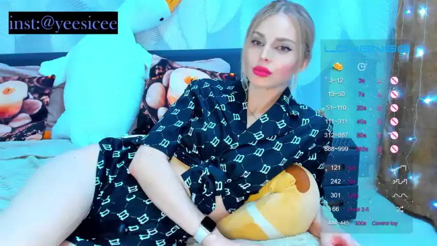 Tvoyakisaa – BongacamsLive Video Recording – 2025 04-18 01:07:19