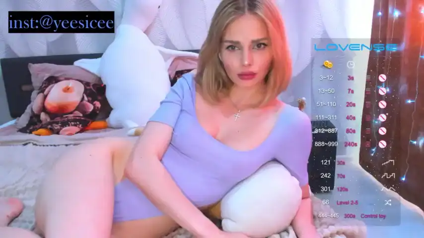 Tvoyakisaa – BongacamsLive Video Recording – 2025 03-06 20:52:43