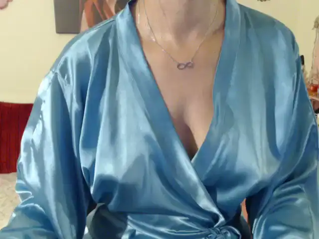 Goodsnowqueen – BongacamsLive Video Recording – 2025 04-05 18:02:42