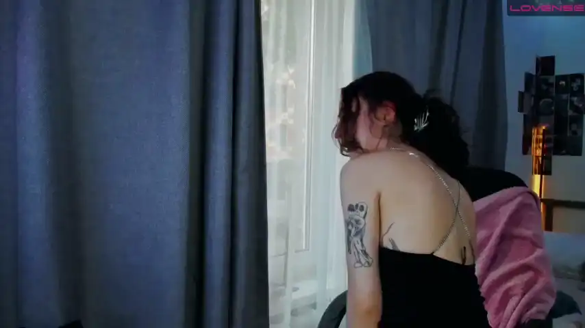 Sabrina-magic – BongacamsLive Video Recording – 2025 02-21 17:37:54