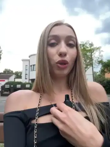 Riamaryia – BongacamsLive Video Recording – 2025 05-21 22:02:58