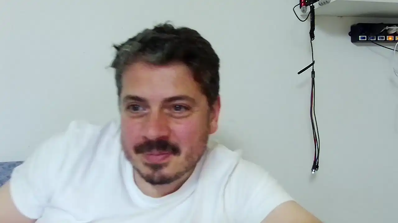 Milano_75 – Cam4Live Video Recording – 2025 06-07 11:10:03
