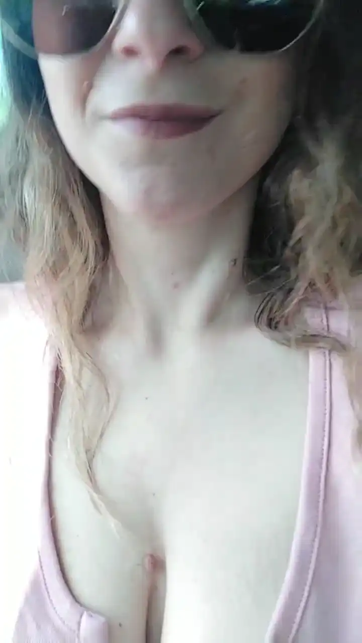 Girlbomb90 – Cam4Live Video Recording – 2025 01-10 17:17:43