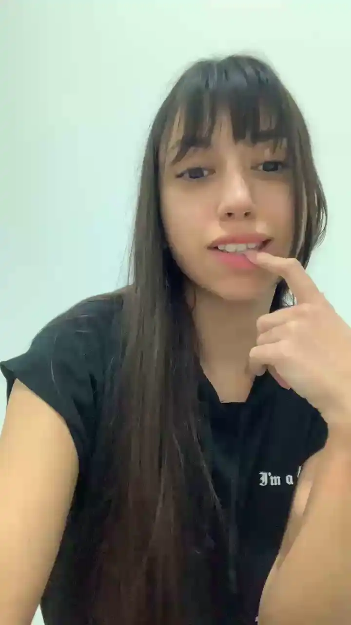 Vikingalena – Cam4Live Video Recording – 2025 04-07 07:46:49