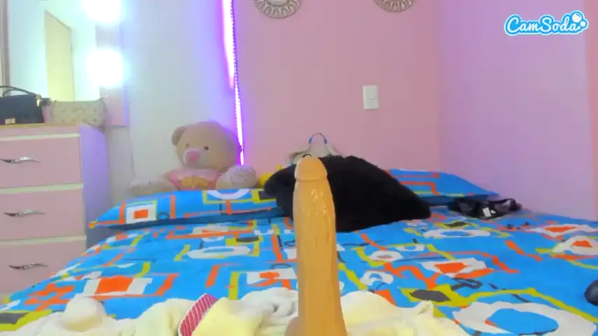Laurengomezz1 – CamsodaLive Video Recording – 2025 02-06 06:24:00