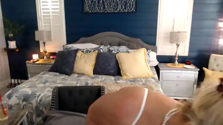 Lana_sky – ChaturbateLive Video Recording – 2025 05-09 08:04:49