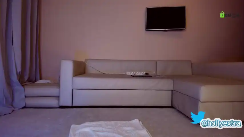 Hollyextra – ChaturbateLive Video Recording – 2025 06-06 23:06:32