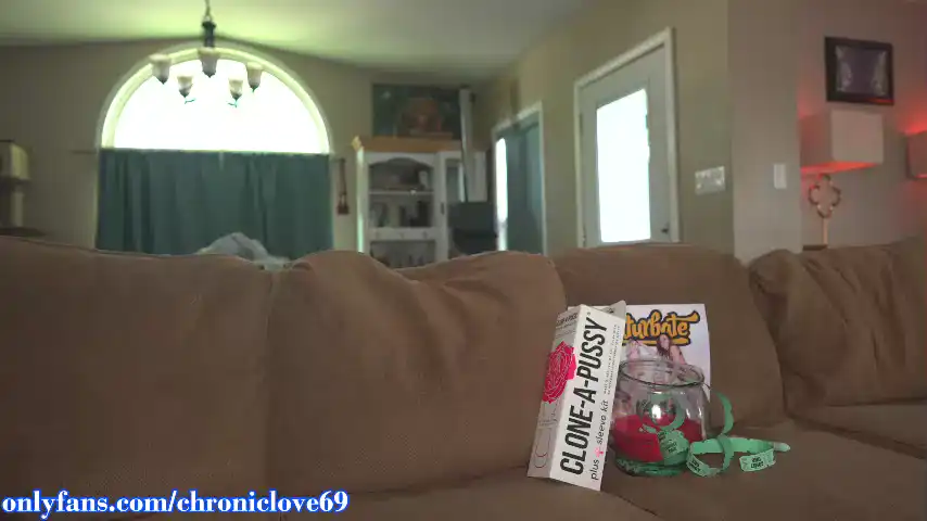 Chroniclove – ChaturbateLive Video Recording – 2025 06-14 15:58:31