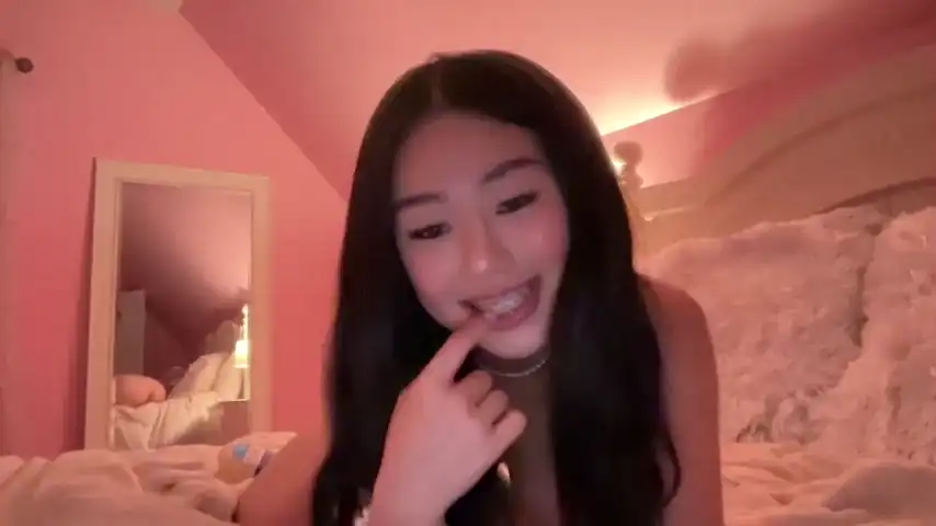 Molly_doris – ChaturbateLive Video Recording – 2025 03-03 15:05:34