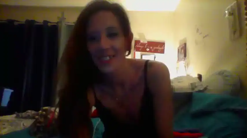 Roxxxiecoxxx – ChaturbateLive Video Recording – 2025 05-06 13:11:31