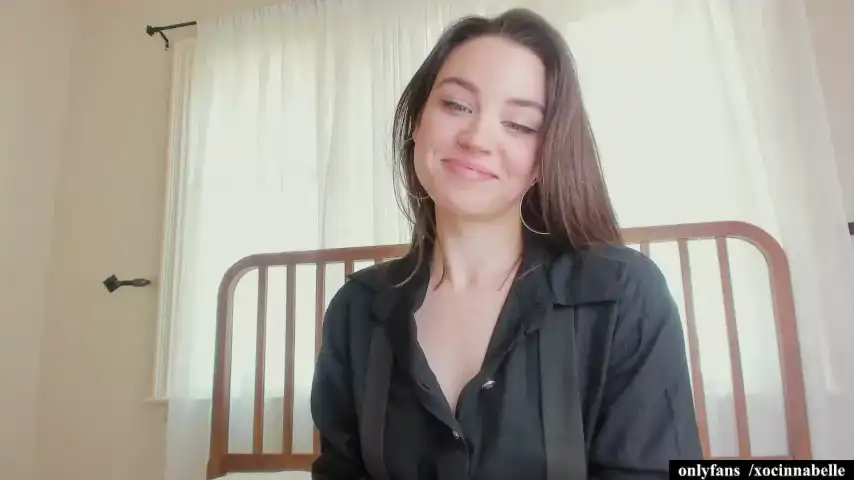 Cinnabelle – ChaturbateLive Video Recording – 2025 01-17 07:40:43