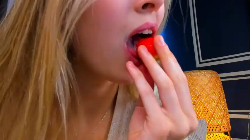 Milablush – ChaturbateLive Video Recording – 2025 04-11 11:26:59