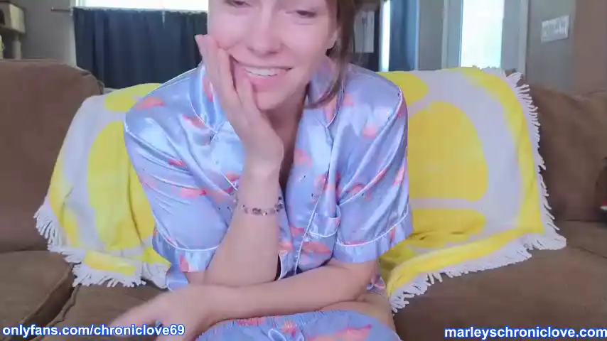 Chroniclove – ChaturbateLive Video Recording – 2025 03-08 04:17:59