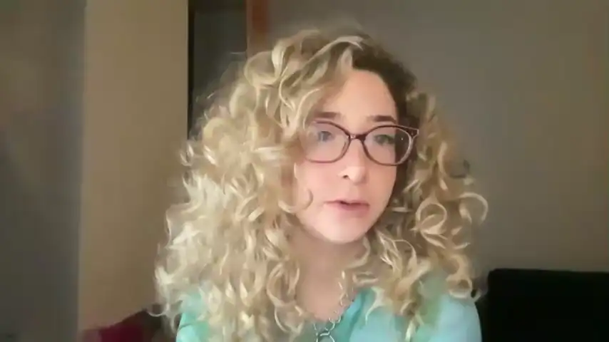 Themissstevie – ChaturbateLive Video Recording – 2025 06-23 21:20:47