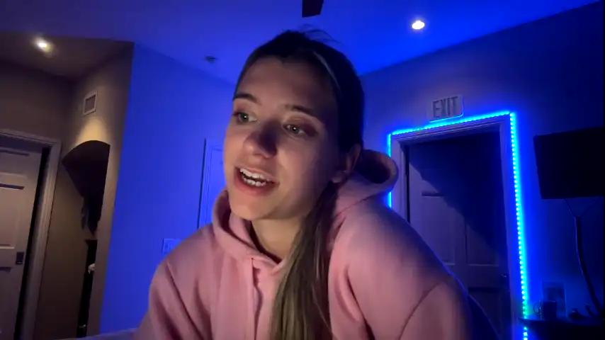 Ameliarustova – ChaturbateLive Video Recording – 2025 04-12 08:58:52