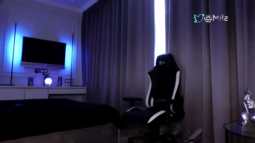 Miladenver – ChaturbateLive Video Recording – 2025 03-21 03:21:29