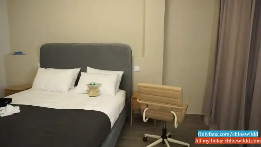 Chloewildd – ChaturbateLive Video Recording – 2025 05-14 07:31:33