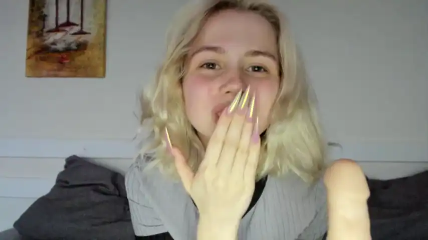 Hi_popsy – ChaturbateLive Video Recording – 2025 01-06 12:08:53