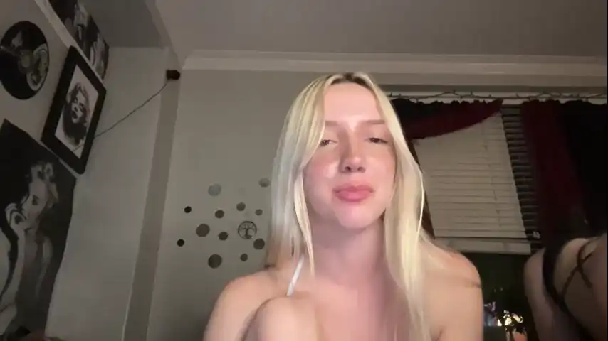 Riababe – ChaturbateLive Video Recording – 2025 02-02 11:38:19