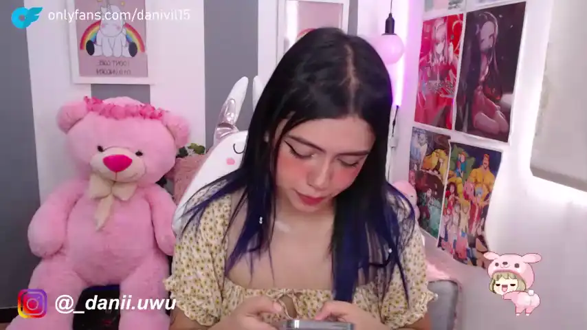 Cute_dani__ – ChaturbateLive Video Recording – 2025 05-17 10:47:60