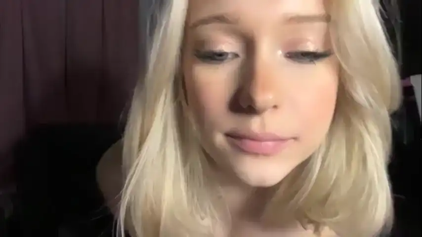 Victoriarrose – ChaturbateLive Video Recording – 2025 05-07 05:01:21