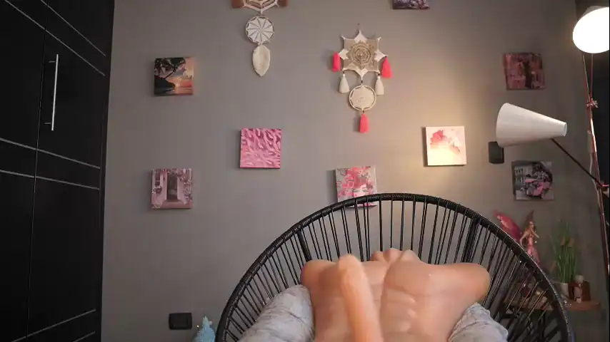 Letiziafulkers1 – ChaturbateLive Video Recording – 2025 05-16 00:47:60
