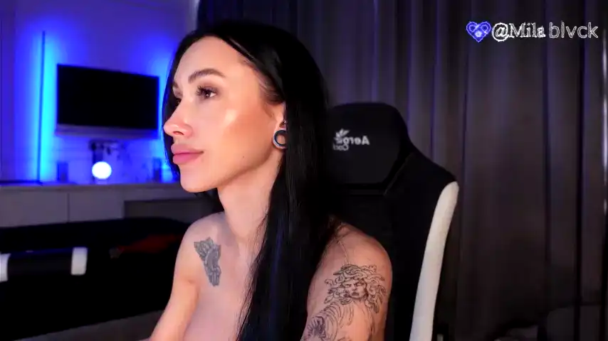 Miladenver – ChaturbateLive Video Recording – 2025 04-21 01:58:34