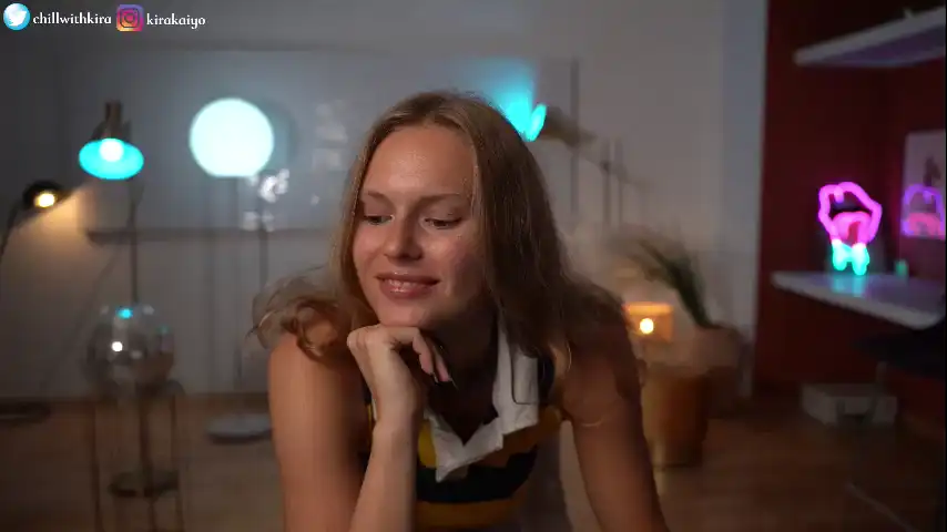 Chillwithkira – ChaturbateLive Video Recording – 2025 06-17 22:49:19