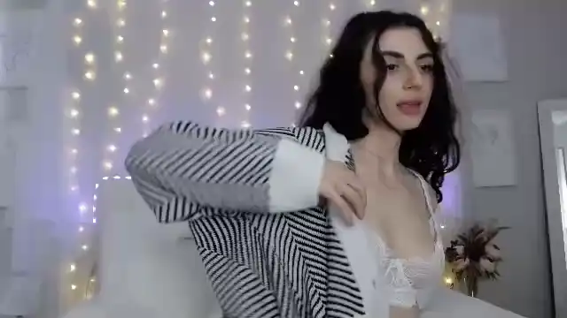 Gigi-belle – Flirt4freeLive Video Recording – 2025 02-08 09:25:24