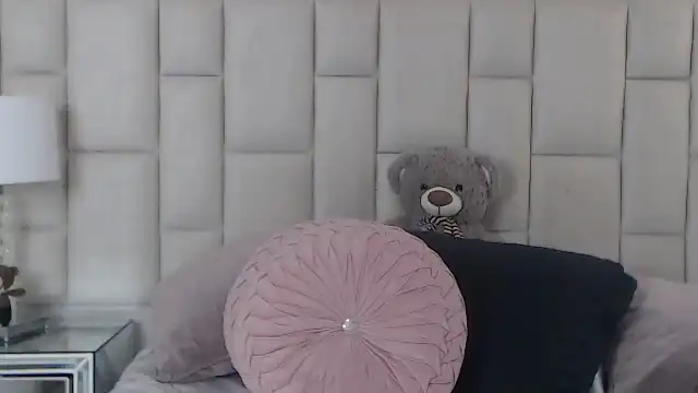 Angel-sweety – Flirt4freeLive Video Recording – 2025 06-28 21:57:07