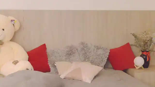 Kitty-lowell – Flirt4freeLive Video Recording – 2025 06-14 06:54:12