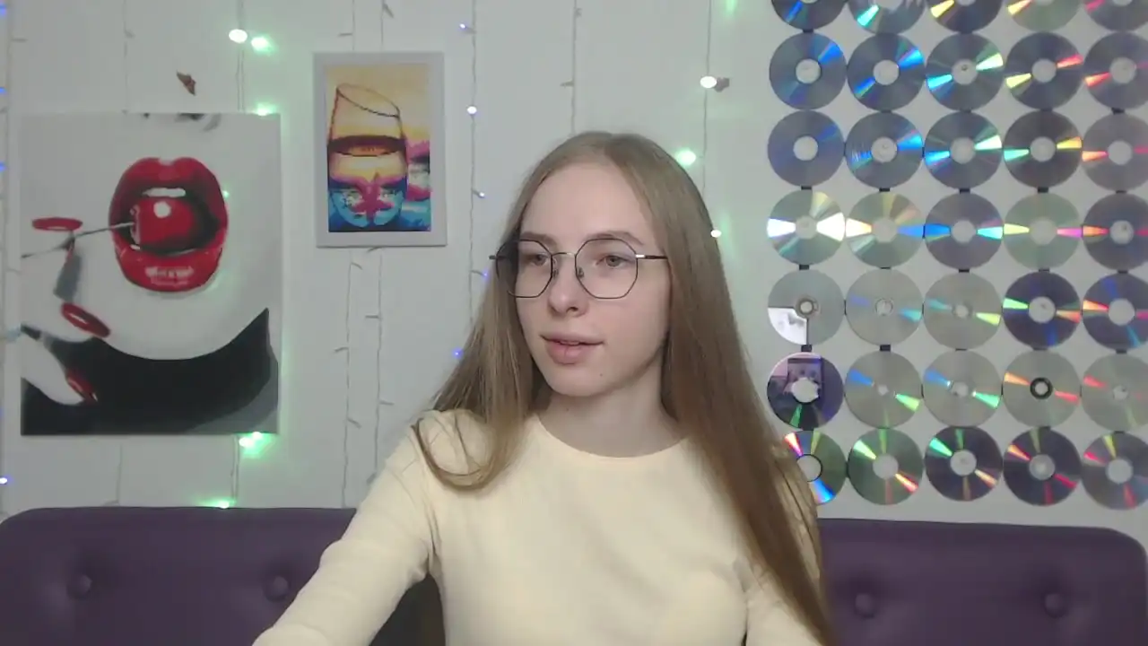 Safira-furacao – Flirt4freeLive Video Recording – 2025 05-14 04:39:46