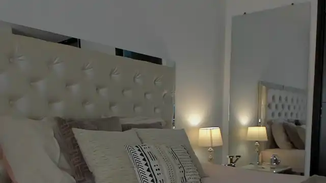 Helen-smith – Flirt4freeLive Video Recording – 2025 06-11 07:36:19