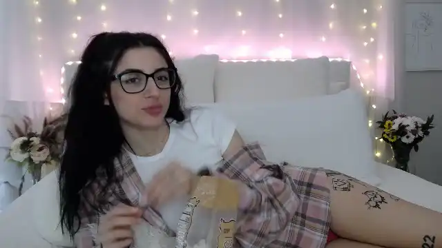 Gigi-belle – Flirt4freeLive Video Recording – 2025 02-27 07:44:54