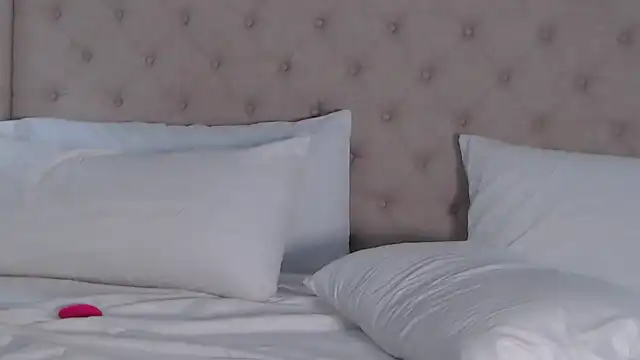 Angelica-swiss – Flirt4freeLive Video Recording – 2025 05-18 06:36:59