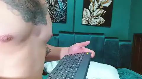 Connor-and-valen – Flirt4freeLive Video Recording – 2025 02-29 21:50:36