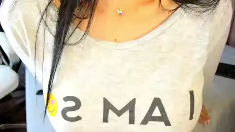 Valeria-savalos – Flirt4freeLive Video Recording – 2025 04-26 23:33:51