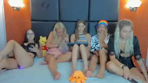 The-live-house-girls – Flirt4freeLive Video Recording – 2025 05-21 02:52:07