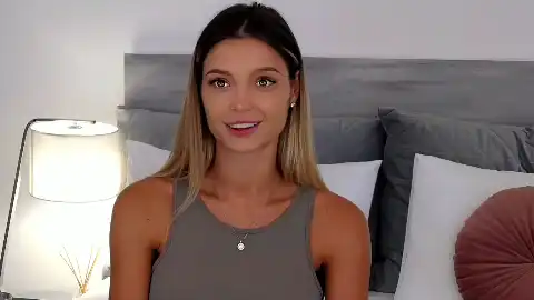 Mia-wood – Flirt4freeLive Video Recording – 2025 06-02 04:31:19