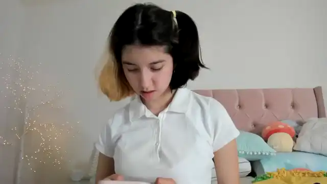 Cherrycute666 – MyfreecamsLive Video Recording – 2025 02-28 13:27:46