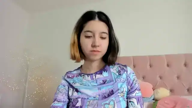 Cherrycute666 – MyfreecamsLive Video Recording – 2025 06-08 05:34:46