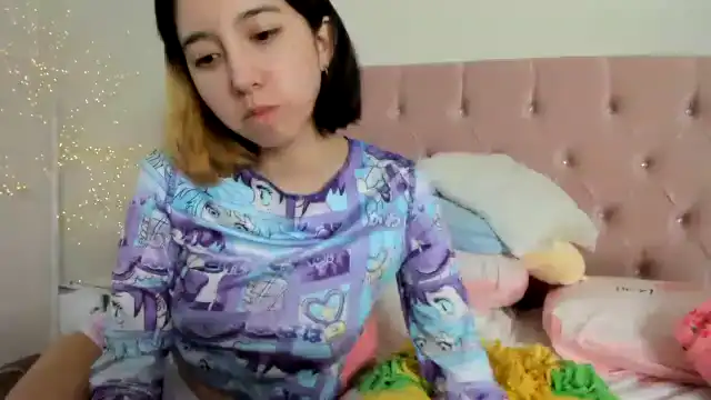 Cherrycute666 – MyfreecamsLive Video Recording – 2025 01-09 21:36:45