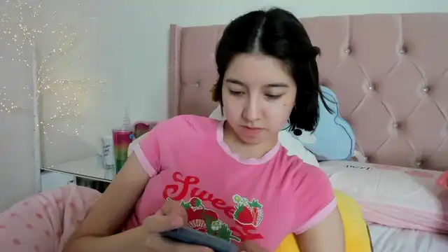 Cherrycute666 – MyfreecamsLive Video Recording – 2025 03-10 01:27:36