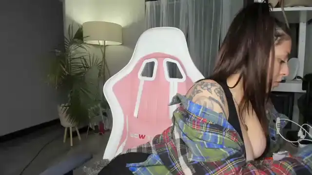 Victoria_ – MyfreecamsLive Video Recording – 2025 05-28 15:34:14