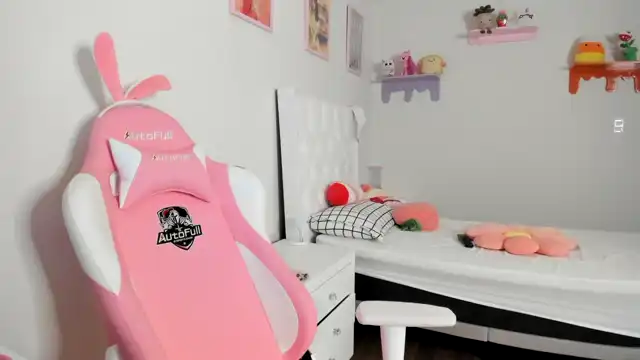 Cherrycute666 – MyfreecamsLive Video Recording – 2025 05-20 13:34:24