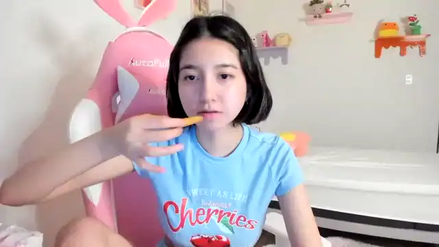 Cherrycute666 – MyfreecamsLive Video Recording – 2025 04-12 04:17:28