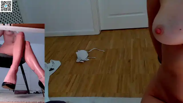 Legswattitude – MyfreecamsLive Video Recording – 2025 05-05 02:46:26