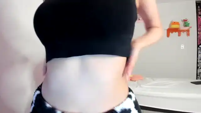 Cherrycute666 – MyfreecamsLive Video Recording – 2025 05-16 17:03:27