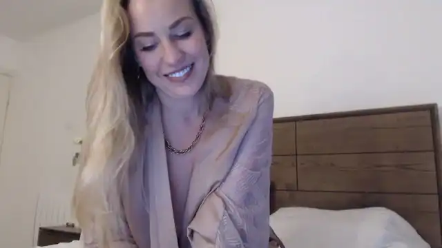 Mironika – MyfreecamsLive Video Recording – 2025 04-26 02:37:31